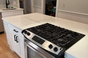 57 Hawthorne St, Somerville, MA 02144 - Photo 4