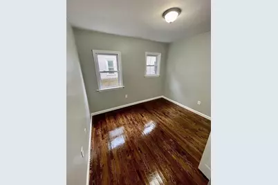 32 Huntington St #3, Brockton, MA 02301 - Photo 4