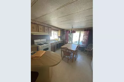 242 H Street, Belchertown, MA 01007 - Photo 10