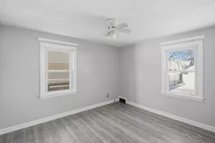 294 Tremont St, Springfield, MA 01104 - Photo 16