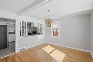 294 Tremont St, Springfield, MA 01104 - Photo 2