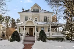 29 Abbott Rd, Wellesley, MA 02481 - Photo 2