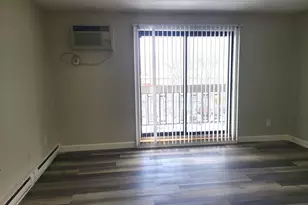 576 Washington St, Weymouth, MA 02188 - Photo 4