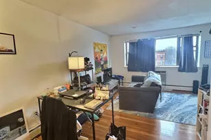 1039 Commonwealth Ave, Boston, MA 02215 - Photo 4