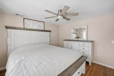 52 Falmouth Rd, Chicopee, MA 01020 - Photo 14