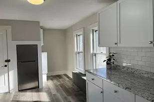 35 Lincoln Ave, Marblehead, MA 01945 - Photo 8