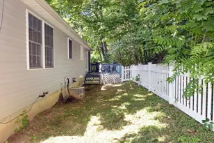 16 Sherwood Rd, Worcester, MA 01602 - Photo 30