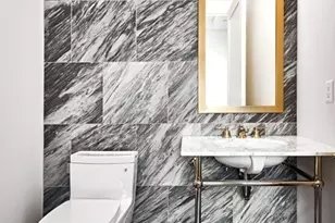 240 Devonshire St, Boston, MA 02110 - Photo 10