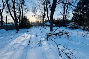 80 Forest St, Middleborough, MA 02346 - Photo 2