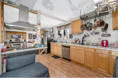 10 Pond St, Lynn, MA 01904 - Photo 6