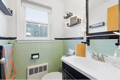 37 Morey Rd, Boston, MA 02132 - Photo 16