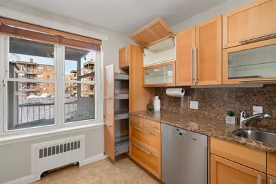 60 Sutherland Rd #4, Boston, MA 02135 - Photo 18