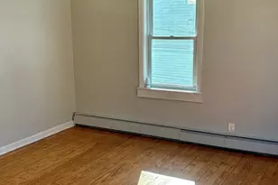 32 Quequechan St, Fall River, MA 02723 - Photo 8