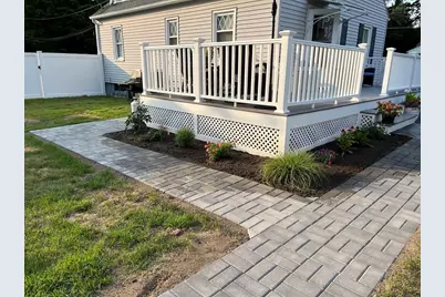 112 W Canton Cir, Springfield, MA 01104 - Photo 34