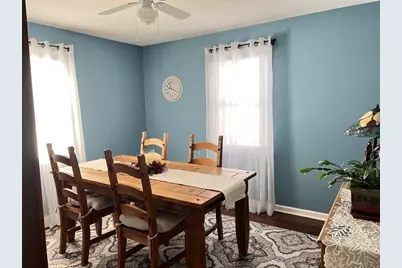 112 W Canton Cir, Springfield, MA 01104 - Photo 10