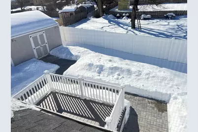 112 W Canton Cir, Springfield, MA 01104 - Photo 36