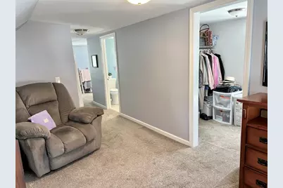 112 W Canton Cir, Springfield, MA 01104 - Photo 28