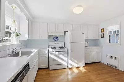 2 Canterbury Rd, Winchester, MA 01890 - Photo 12