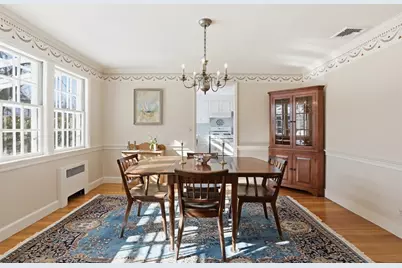 2 Canterbury Rd, Winchester, MA 01890 - Photo 8