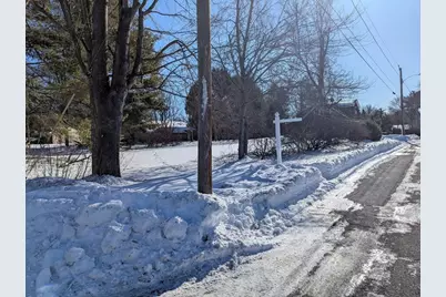 101 Smith Ave, East Longmeadow, MA 01028 - Photo 4