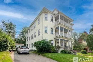 33 Oak St, Boston, MA 02136 - Photo 34