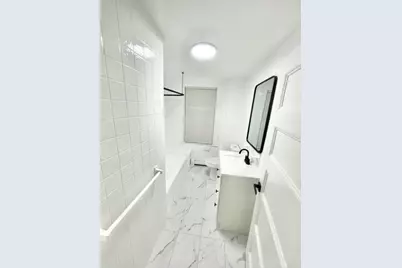 33 Oak St, Boston, MA 02136 - Photo 28