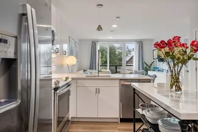 68 Los Angeles St #207, Newton, MA 02458 - Photo 4