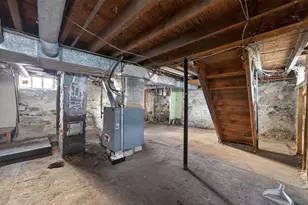 28 Cottage St, Taunton, MA 02780 - Photo 24