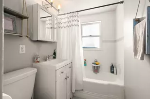 21 Forest St, Peabody, MA 01960 - Photo 8