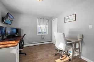 21 Forest St, Peabody, MA 01960 - Photo 10