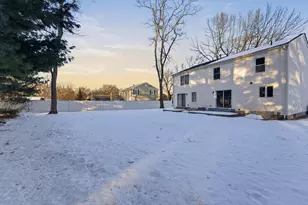 554-556 Franklin St Ext, Agawam, MA 01001 - Photo 4