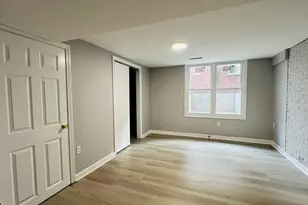 206 Winchester St, Brookline, MA 02446 - Photo 8