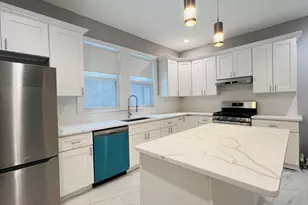 206 Winchester St, Brookline, MA 02446 - Photo 2