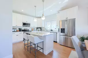 7 Palmetto Dr, Bellingham, MA 02019 - Photo 18