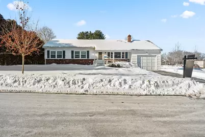28 Patriot St, North Andover, MA 01845 - Photo 2