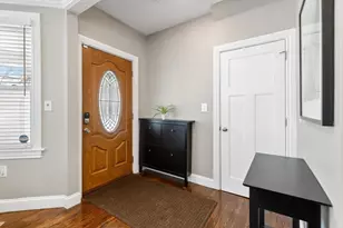 43 Kenmere Rd, Medford, MA 02155 - Photo 6