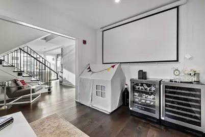 14 West Broadway #707, Boston, MA 02127 - Photo 10