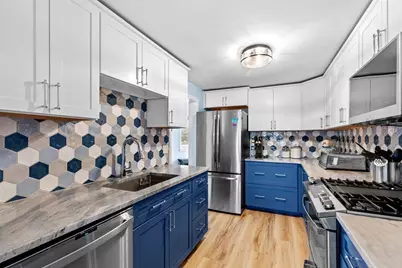 4 Harbor Hill Dr #4, Bourne, MA 02532 - Photo 8