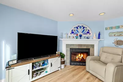 4 Harbor Hill Dr #4, Bourne, MA 02532 - Photo 18