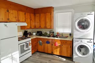 9 Brewster St, Plymouth, MA 02360 - Photo 4