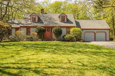 422 River St, Norwell, MA 02061 - Photo 2