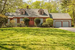 422 River St, Norwell, MA 02061 - Photo 2