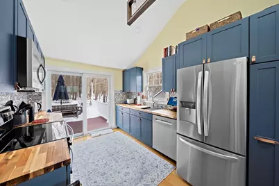 270 Middle St, Weymouth, MA 02189 - Photo 4