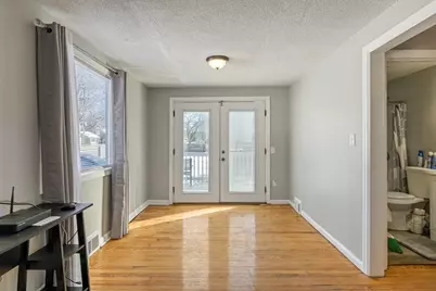 4 Seneca Street, Springfield, MA 01151 - Photo 8