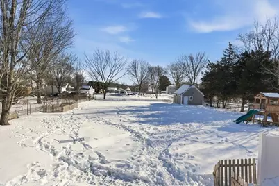 10 Liberty St, Taunton, MA 02718 - Photo 24