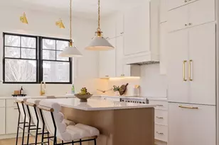 710 Watertown St, Newton, MA 02460 - Photo 2