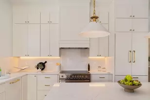 710 Watertown St, Newton, MA 02460 - Photo 6