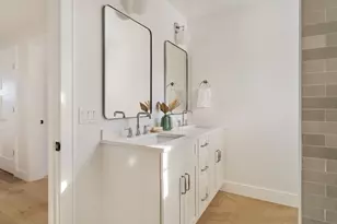 710 Watertown St, Newton, MA 02460 - Photo 26