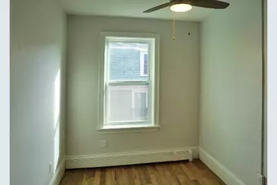 29 Lambert St #3R, Cambridge, MA 02141 - Photo 8