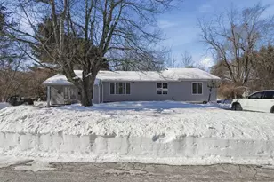 104 Appleton Rd, Auburn, MA 01501 - Photo 2